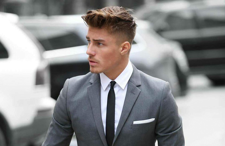 کت و شلوار طوسی ملایم